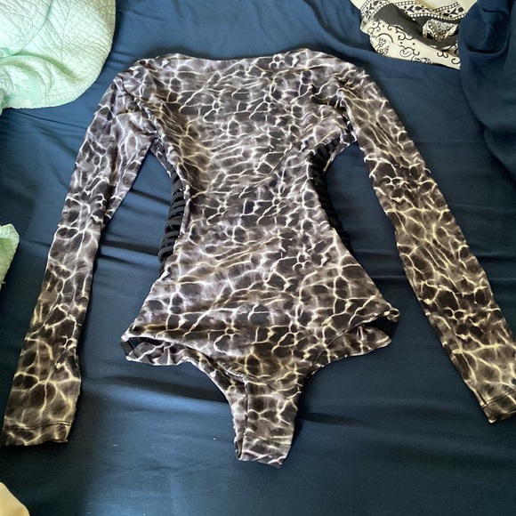 Issa de mar surf suit - Picture 5 of 6